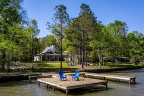 Captain's Cove
